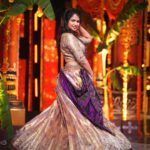 Ariyana Glory Instagram - Wishing you all the A very Happy Sankranthi 🌾🌾 #ariyanaglory #festival #friends #love #avinash #amardeep #aaa Designer:- @twinsdesigners_ Jewellery:- @kushalsfashionjewellery Styled by:- @harinireddym