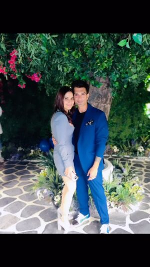 Arti Singh Instagram - Happy birthday my Jigar ka tukda .. @iamksgofficial im so proud of u for the person u are .... thank u for being you . U know I love u a lot …. May god bless u with lots of happiness good work and health .