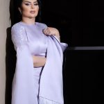 Aseel Hameem Instagram - ٥٢ عام من النجاح والتقدم والازدهار كل عام ودولة الامارات بخير والله يعم الأمن والامان على دولة الامارات الحبيبة حكومه وشعباً🇦🇪 اطلالة الفنانة اصيل هميم من مسرح العين في احتفالات اليوم الوطني Business Management: @ali.hamem Styled by @eliomoussallem Designer @maison.eliomoussallem Make up : @bassam_kwaideh_makeup Hair @rannyhairstyle Photo @reemaphoto_ #اليوم_الوطني_الاماراتي #العين #مسرح_العين #ابو_ظبي #anstagram