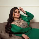 Aseel Hameem Instagram - من افراح الشيوخ الكرام ( ال ثاني ) الدوحه Styled by @ziadalsaleh Dress @perla.ksa Make up @noorastyleqtr Hair @ts_hair_beauty_salon_qatar @mohammad.handous Photo @hassankfarhat من تنظيم شركة تذكار @taethkar شكرا خاص للغالي المبدع المتالق تنسيق ديكوريشن من غلامور ايفنت @glamour.events 💚 ودامت دياركم عامره بالافراح 💍💚