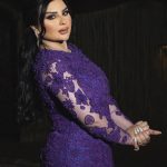 Aseel Hameem Instagram - سعيدة جداً بحفلاتي في المملكة العربية السعودية تحديداً برياض اشعر بسعاده كييرة وقت اشوف المحبة والحضور الكبير من حبايب قلبي اهل الرياض كان الحفل في منتجع نوفا برعاية بنك الرياض استمتعنا جدا تحياتي الى كل من حضر وشكرا الى فريق عملي الذي يساهم في اطلالتي الدائمة Styled by @ziadalsaleh Dress Tom Ford | via @saudijawahir Make up @fouz_alzabidi Hair @aminahair Photo @reemaphoto_ Diamond @damasjewellery Business Management: @ali.hamem #kalistabydamas #بنك_الرياض #السعودية #الرياض #اصيل_هميم