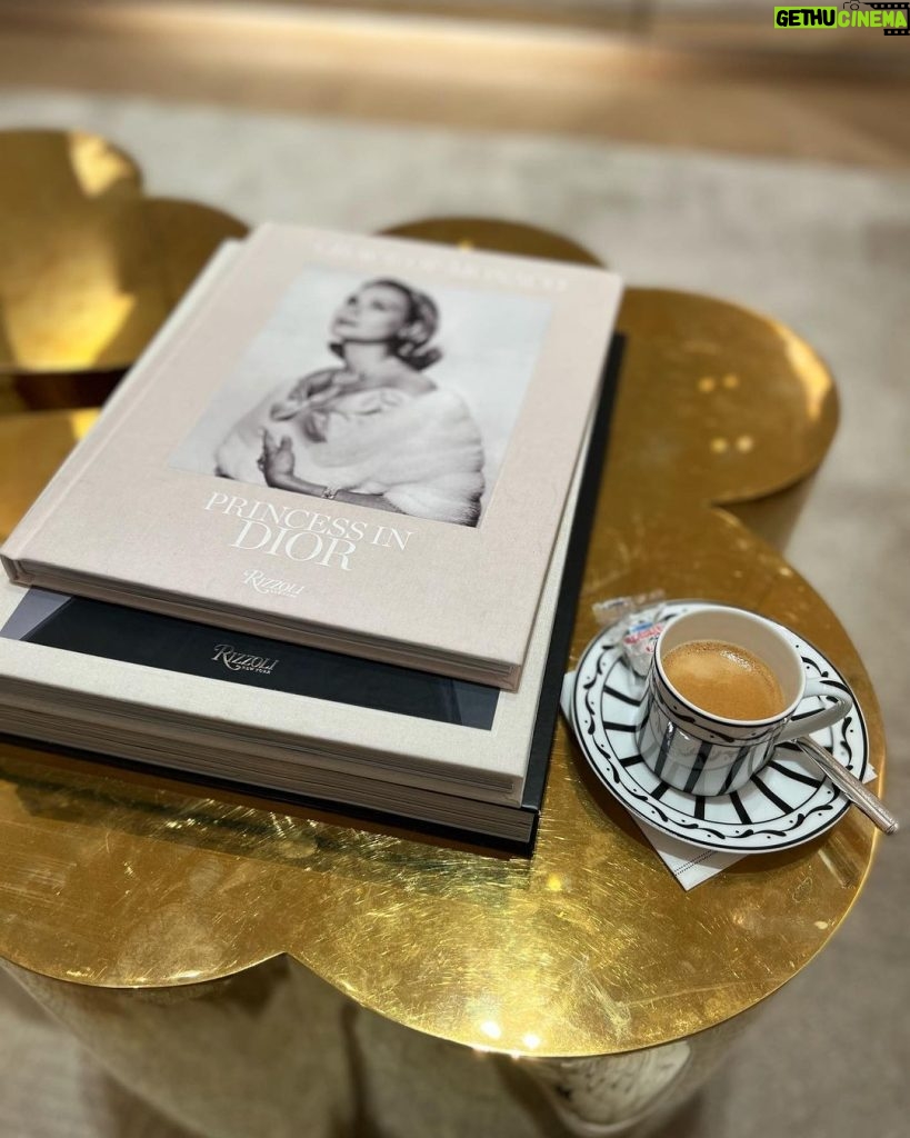 Aseel Omran Instagram - ☀️🇫🇷 Dior - Paris Montaigne