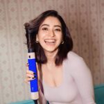 Asha Negi Instagram – Celebrating love, curls, and everything in between this Valentine’s Day. 

Dyson Airwrap, my ultimate date for perfect hair! 💓✨

#DysonAirwrap #DysonHair #DysonIndia #Gifted