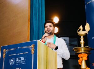 Ashok H Choudhury Instagram - Proud to receive the #rajasthanratanshiromani award for outstanding contribution in cinema .
Congratulations to team @shivazzafilm 
Thanks @singerseemamishra @sumitkadelofficial @suneetameenaaddl.dcp @rumystic @imsanjaimishra @junjaram_thory @falguninanavati @bhishm_singh @plabita.manu @naveenkasturia @rumystic #Turtlefilm #WaahZindagi @zee5 only