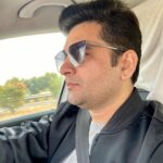 Ashok H Choudhury Instagram - आसमान के परे एक जहां है कहीं झूठ सच का वहां क़ायदा ही नहीं रौशनी में वहां की अलग नूर है साये जिस्मों से आगे जहां जाते हैं [चल वहां जाते हैं हम वहां जाते हैं #waahzindagi God’s Gift The Journey of Life