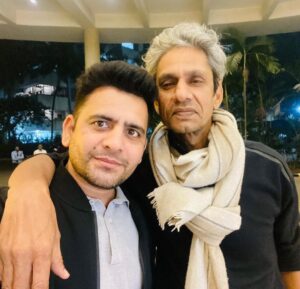 Ashok H Choudhury Instagram - Belated Happy Birthday My Dear Friend #vijayraaz .#Love #bliss & #Prayers for you #
💐💐💐