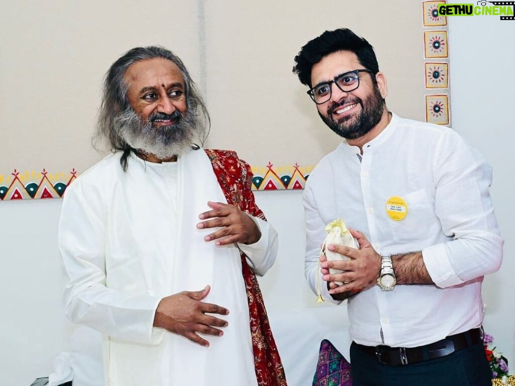 Ashok H Choudhury Instagram - With #Gurudev #srisri #srisriravishankar #artofliving #drugfreeindia