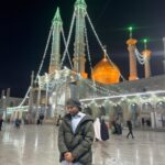 Asim Azhar Instagram - Ramadan Mubarak 🌙 So lucky to be seeing the start of this holy month at the doorstep of Ahl-e-Bayt (as) with my family, Alhamdulillah. Aap sab ke liye duaa aur pyaar 🤲🏽 Qom, Iran / قم جمهوری اسلامی ایران