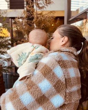 Aslı Enver Instagram - Misss🪻🤍