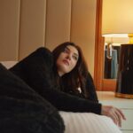 Aslıhan Güner Instagram - 🖤🪄