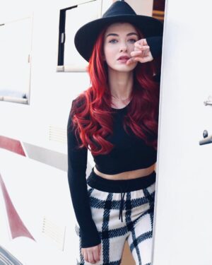 Aslıhan Güner Instagram - Karavan;İkinci evim🤠🤟🏻
Set🖤