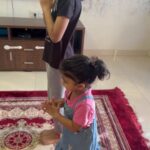 Aswathy Sreekanth Instagram - When Kamala decided to join chechi’s dance class. Guru was patient enough to accommodate the new student @abbad_ram_mohan 😁🥰 #classicaldance #danceclass #padmakamala #babydancing #mygirls