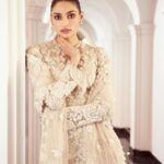Athiya Shetty Instagram - Last night in Delhi for the iconic @seemagujraldesign ‘s new flagship store in The Dhan Mill, Chattarpur 🤍 Witnessing this stunning space that is a legacy of three decades, here’s to many more Outfit: @seemagujraldesign Styling: @rahulvijay1988 Photographer: @karishmabediphotography Make up: @Nishisingh_muah Hair: @kunjsharma_hair #SeemaGujral #chattarpur #Delhi #TheDhanMill