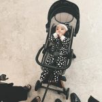 Atta Halilintar Instagram - liat apaan ya adek azura?