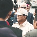 Atta Halilintar Instagram – Selamat Bapak @prabowo Anugrah pangkat istimewa Jendral TNI.. Jendral bintang 4 yang diberikan Bapak Presiden @jokowi 
Terus Membangun Negri pak Prabowo!