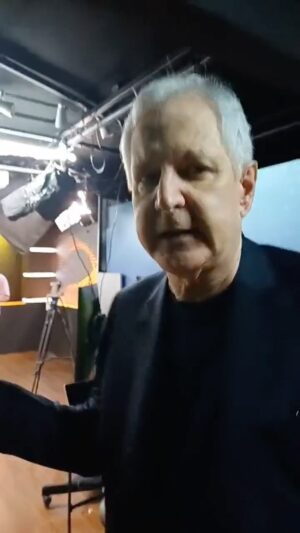Augusto Nunes Instagram - Os bastidores do Sem Filtro desta quarta-feira, 31 de janeiro. 

#jornalismo #noticias #revista