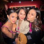 Aurélie Moeremans Instagram - 🤫🤫🤫 @victoriassecretid @victoriassecretsg @valiram #YoureAnIcon 🥰 Singapore