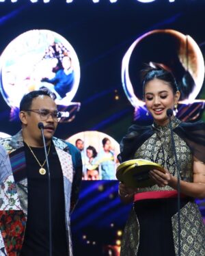 Aurélie Moeremans Instagram - Dan pemenang hatiku adalah…