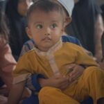 Aurélie Moeremans Instagram - Some snaps waktu aku dan team @voluntrip.kitabisa pergi ke Ponpes Jawahirul Falah untuk main bareng, membersihkan area pondok bareng-bareng dan ikut lomba 17 an 🇮🇩 Bogor, Indonesia