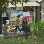 Aurélie Moeremans Instagram - Some snaps waktu aku dan team @voluntrip.kitabisa pergi ke Ponpes Jawahirul Falah untuk main bareng, membersihkan area pondok bareng-bareng dan ikut lomba 17 an 🇮🇩 Bogor, Indonesia