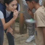 Aurélie Moeremans Instagram - Some snaps waktu aku dan team @voluntrip.kitabisa pergi ke Ponpes Jawahirul Falah untuk main bareng, membersihkan area pondok bareng-bareng dan ikut lomba 17 an 🇮🇩 Bogor, Indonesia