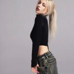 Ava Max Instagram - There’s a space in my heart when it all comes crashing down 💔 @kygomusic
