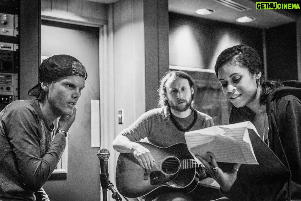 Avicii Instagram - Me, @michaeleinziger and @alunageorge back when we wrote "What Would I Change It To" 🎵❤🔥
