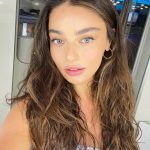 Ayça Ayşin Turan Instagram - Ee bi #tb yapmayalım mı ? 💜🤘🏻