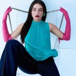 Ayça Ayşin Turan Instagram - @vogueturkiye ♥️ Genel Yayın Yönetmeni: @debora_zakuto Moda Editörü: @cerencetinoglu Video: @batuhankucam Fotoğraf: @memeterol Röportaj: @ilgokirmakli Saç: @talatkivrak Makyaj: @aslibilge Prop Styling: @dilarayilmazco Prodüksiyon: @bihterneymen; Moda Editörü Asistanı: @ebrukboyaci Prop Styling Asistanı: Doğa Yeşil Makyaj Asistanı: @belizar