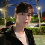 Bae In-hyuk Instagram - 단장의 무게는 무겁고 내 무게는 점점 가벼워지고 #치얼업