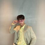 Bae In-hyuk Instagram - 😁 어제 다들 치얼업 1화 재밌게 보셨나요!!! 오늘도 밤 10시 SBS 치얼업🔵 #치얼업 #꼰대 #단장 #바보