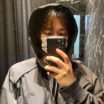 Bae In-hyuk Instagram - 간만에 마실🚶🏻‍♂️ #새신을신고뛰어보자팔짝 #새옷을입고뛰어보자팔짝