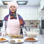Bahare Rahnama Instagram - مامان فرزانه! فردا و پس فردا ساعت ده شب پخش دومین قسمت از مستند”آفرود مزه ها “از همین صفحه و کانال یوتیوب من به آدرس مندرج در بیو! پی نوشت: 🌟با پخش هر قسمت جدید قسمت قبلی از ای جی تی وی این صفحه برداشته شده و فقط در یوتیوب قابل مشاهده خواهد بود! پی نوشت دو: 🌟☀️به عزیزانی که در طول پخش آفرود کانال یوتیوب من را عضو شده اند در پایان پخش این مجموعه جوایز ارزنده ای اعطا خواهد شد🙏🏻 پی نوشت☀️🌟☀️:اگر تمایل دارید هر دو قسمت را در یک شب ببینید پنجشنبه ها از یوتیوب من این امکان برای شما فراهم شده💚💜🌻🙏🏻 @farzaneh_soltani_academy