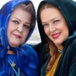 Bahare Rahnama Instagram - یادمه مدرسه که میرفتم همیشه مامانم کمکم میکرد تا قشنگترین انشا ها رو بنویسم ، مامانم وقتی من امتحان نهایی پنجم دبستان رو میدادم مامانم مدرسه کناری من برای دیپلم شبانه اش امتحان میداد ، افتخار میکنم که این تبریک قشنگ تولد رو از مامان گلم داشتم با صدای لطیف و قشنگش و قلم شیواش ! خدا سایه همه مامانا رو حفظ کنه ... #مادرانگی#عشق#تبریک#قلم#صدا#افتخارم_مادرم