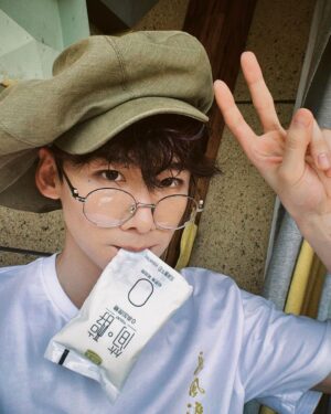 Bai Jingting Instagram - 开机大吉