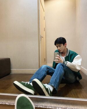 Bai Jingting Instagram - 💚💚💚
