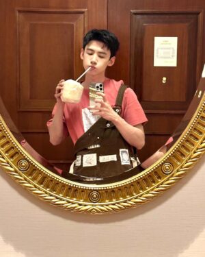 Bai Jingting Instagram - 