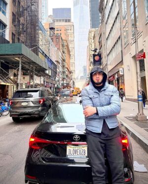 Bakhodir Jalolov Instagram - New York🗽#timessquare