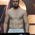 Bakhodir Jalolov Instagram - Bugun jang InshaAllah duo qilib turing! Humo Arenada ko’rishguncha. 👊🏻 Today is fight day InshaAllah be in dua for me! See you in the Humo Arena.👊🏻