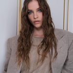 Barbara Palvin Instagram - 🌬 Incredible @viviennewestwood show this afternoon. Thank you for having me ✨