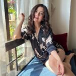Barkha Singh Instagram - Hi Deer 🦌 #portrait #phonephotography #naturallight #naturallightphotography #sunkissed @minimalmatter.in