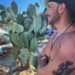 Bassel Khayyat Instagram - Where past meets present🤍🤍🤍it’s kind of magic and harmony نشوة التقاء الماضي بالحاضر ..🤍🤍🤍
