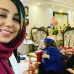 Behnoush Bakhtiari Instagram - خانواده و دیگر هیچ…ما زاده‌ی زخم‌هامان بودیم، زاده‌ی دردها... ما و خواهر و برادرام زاده‌ی روزهایی بودیم که زمانه، ساز به ساز، ناکوک بود و ما زخم به زخم اندوه را با خون‌دل، مرهم می‌گذاشتیم. ما زاده‌ی تمام ناملایمتی‌های روزگار بودیم و اگر امروز به ادراک عمیقی دست یافته‌ایم، به‌خاطر تمام تجربه‌های سهمگینی‌ست که آن‌ها را به جان و به استخوان زیسته‌ایم.اگر امروز خانواده را به هر چیزی ترجیح میدیم بخاطر اینه که گشتیم نبود و‌نگرد نیست اون عشقی که میخوای بی توقع باشه🎁❤️🎁❤️🎁 مادر پدر خواهر برادر شما پشت و ریشه من هستید…. با تمام قلبم با شمام❤️❤️❤️الهی تمام خانواده ها کنار هم باشن ‌‌و روح رفتگان و اونایی که نیستن شاد باشد الهی🎈🌹🌷🌹🌷🌹❤️ بازهم تولدت مبارک مادرم سادات خانوم…شب و‌پلتونم🌺🌷🌺جای بهزاد و‌بهروز خالی🎁🎁جای عروس خانمای خانواده هم خالی❤️🌹❤️ @behnaz.bakhtiarii @amirali_bakhtiariii @erfan_qadery @bahram__bakhtiari @sina_bbbbbb_54547272 نرگس صرافیان طوفان