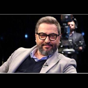 Behnoush Bakhtiari Instagram - روحت شادددددد مهرداد ميناوندعزيزم
زندگي بيش از حد چرت است...
جز خوبي و حال كردن با لحظات چيزي مفيد نيست...
متاسفم براي انسانهاي ابلهي كه زندگي رو انقدر جدي ميگيرن كه بخاطرش بهم بدي ميكنن