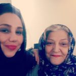 Behnoush Bakhtiari Instagram - اخ که هیچی تو دنیا شما دوتا نشد........ روح پدرو مادرهای دل کنده از دنیا شادوآروم....یادشون گرامی این فیلم رو گرفتم که شما دوستانم..... اگر پدر مادرتون هنوز هستن همین الان بغلشون کنید و ببوسید......پاشید......یاعلی