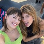 Bela Fernandes Instagram - Fim de Bia, as gravações de Tudo Por um Pop Star 2 chegou ao fim! Mais um ciclo que se fecha 🦋 que trabalho lindo que foi feito, que equipe maravilhosa, pra mim é sempre uma honra e um aprendizado imenso dividir todos esses dias de gravação com cada pessoa que fez parte desse projeto! Gratidão a todos vocês 💙