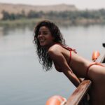 Bella Campos Instagram – O sol na pele é surreal, baby. 🤎 Egipto, Rio Nilo