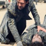 Ben Barnes Instagram - #BTS from Season 2 of #shadowandbone 1. Me and my shadow 2. Kit makes me smile 3. Lewis takes good photos 4. ‘Mum’ makes me laugh 5. Love my Archie 6. Calahan Kirigan 7. Jessie brings me joy on the pyre 8. It’s not raining 9. Zoë daydreaming 10. Archie and I in the bath 🖤