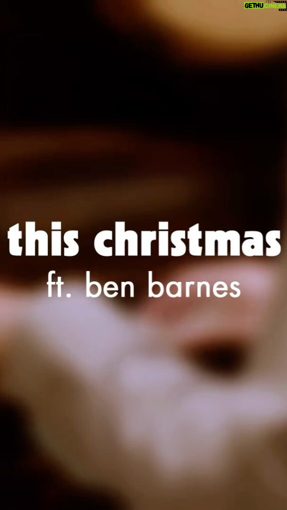 Ben Barnes Instagram - You probably know how much I love Xmas music, you can probably feel how much that Christmasy feeling means to me… this Donny Hathaway song is one of my all-time favourites. Thank you for inviting me to sing with you @ryanlerman 🎅🏽 and @storiesweekdays 🎸 🎹 @joelshearer @williamgramling #Christmas #Music 🎄🎶❤️