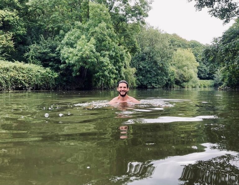 Ben Barnes Instagram - This is 40! A River